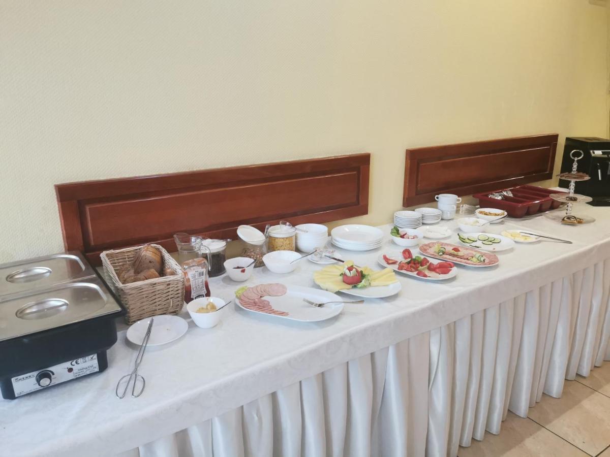 Hotel Gambit I Restauracja Cieszyn Cieszyn  Ngoại thất bức ảnh