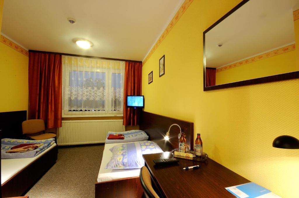 Hotel Gambit I Restauracja Cieszyn Cieszyn  Phòng bức ảnh